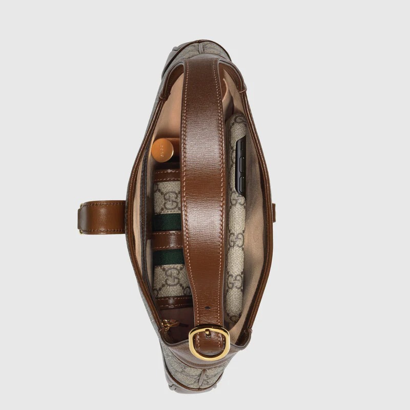 The reintroduction of the Jackie bag for Fall Winter 2020 presents a new take on a historical Gucci icon. Brought back to the forefront