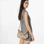 it offers a host of stylish carry options thanks to the removable handle and detachable