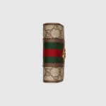 the stripe runs down the centre of the petite