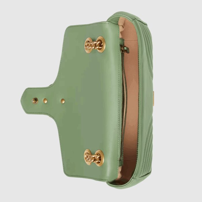 it's enriched with curved patterns that play with fresh geometries.