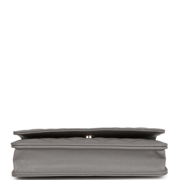 a slit front pocket