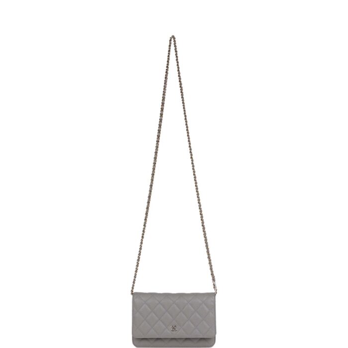a zipper compartment with leather pull