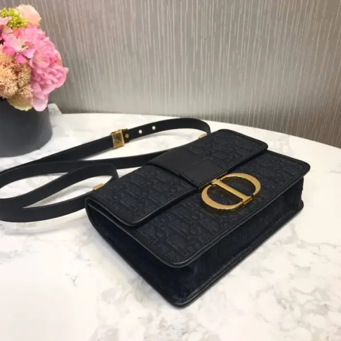 allowing you to customize the fit according to your preference. The textured 30 Montaigne embossing on the back adds a unique touch to the design.Additionally