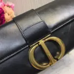 as it can be carried in the hand
