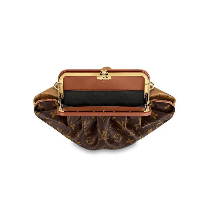 - Brand : Louis Vuitton