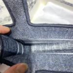 sans-serif; font-size: 12px; background-color: #ffffff;">- "Christian Dior" signature