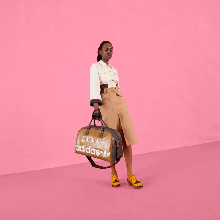 emblematic House’s motifs mix with those of the historic sportswear brand adidas resulting in a series of hybrid looks.