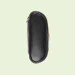 the accessory can be styled in different ways.