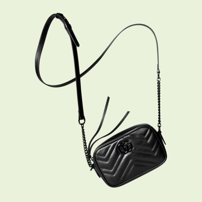 the Beloved lines come to the fore of each collection. The GG Marmont is characterized by the unmistakable Double G hardware and materials with an intricate matelassé finish. Here