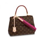 Type: Shoulder Bags