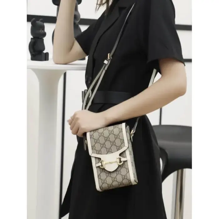 inspired by archival designs. Paying homage to the equestrian world