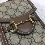 one external pocket