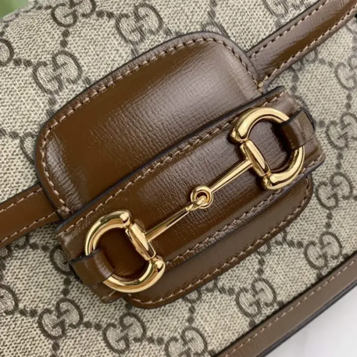 further enhances the bag’s allure.Crafted with meticulous attention to detail