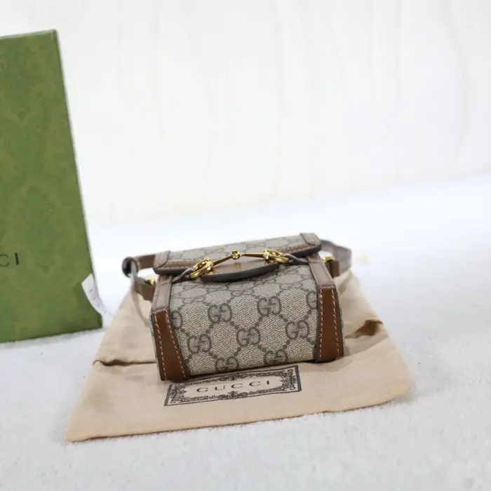 showcasing the House’s rich heritage and timeless appeal. Inspired by vintage designs