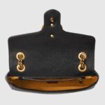 sans-serif; font-size: 12px; vertical-align: baseline; color: #4b4b4b; background-color: #ffffff;">The small GG Marmont camera bag has a softly structured shape and a flap closure with Double G hardware. The sliding chain strap can be worn multiple ways