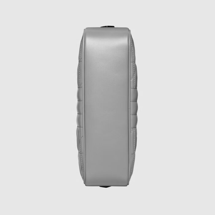 sans-serif; font-size: 12px; vertical-align: baseline; color: #4b4b4b; background-color: #ffffff;">The GG Marmont is characterized by the brand's emblematic monogram hardware and matelassé leather. For The Gucci Aria collection