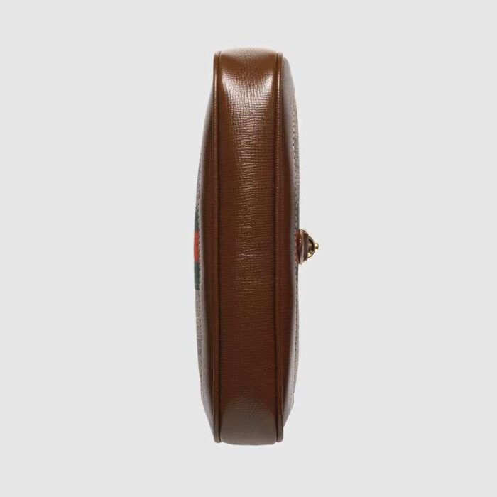 creating a variety of carrying options such as hand