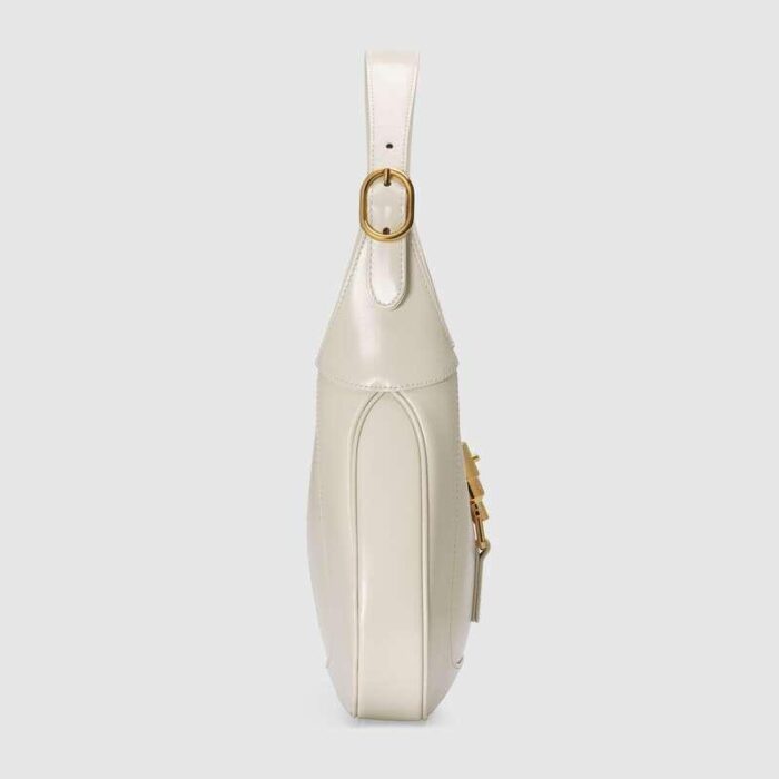 sans-serif; font-size: 16px; background-color: #ffffff;">The classic Jackie 1961 bag has been reimagined for the Fall/Winter 2020 collection. This season