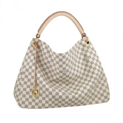 The Artsy GM looks fresh and feminine in supple Damier Azur canvas. Adorned with shiny golden brass and a chic bag charm