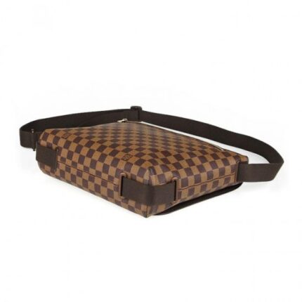 Brand: Louis Vuitton