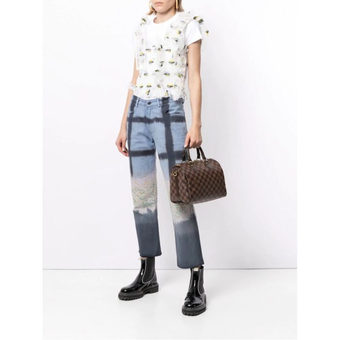sans-serif; font-size: 14px; letter-spacing: 0.3px; background-color: #ffffff;">•Removable shoulder strap[the inside]