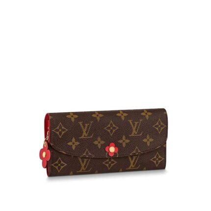 The Emilie wallet in Monogram canvas comes with a poppy-red lining as part of the seasonal Monogram Blooming Flowers Coquelicot theme