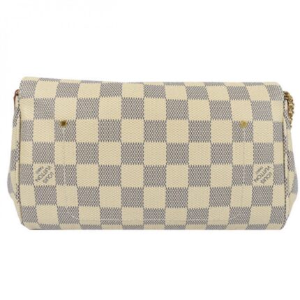 sans-serif; font-size: 14px; letter-spacing: 0.3px; background-color: #ffffff;">The versatile Pochette Favorite looks delightful in Damier Azur canvas. Its pure
