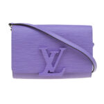 the LouisePM Strap is a practical bag for daywear