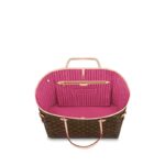 comfortable handles slip easily over the shoulder or arm. Lined in colorful textile