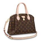 The Monogram canvas of this Rivoli PM handbag displays a beautifu•L draped effect