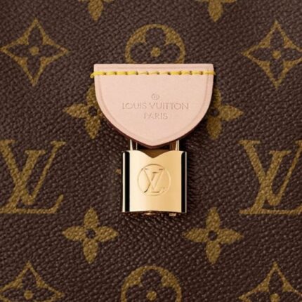with elegant folds and volume. An ideal companion for any occasion