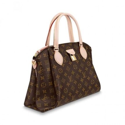 For Summer 2019 the House introduces a sophisticated handbag crafted from Monogram canvas: the Rivoli MM. The bag's draped gusset construction creates a refined shape