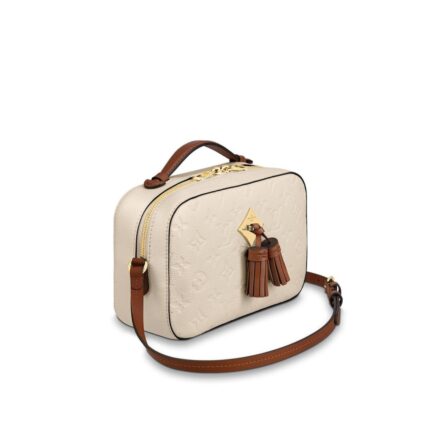 this edition of the Saintonge handbag is detailed with playful tassels and shiny golden hardware. Sized to fit a woman’s daily essentials