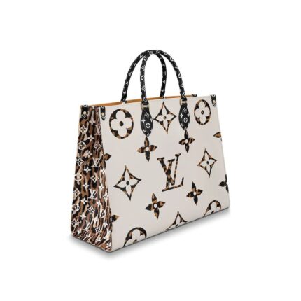 The Onthego tote bag takes on a bold new look in coated canvas with a print combining multiple sizes of the Monogram motif with leopard and zebra skin patterns. Its generous capacity