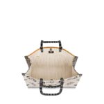 - Type : Totes