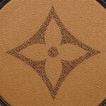 - Color : Brown