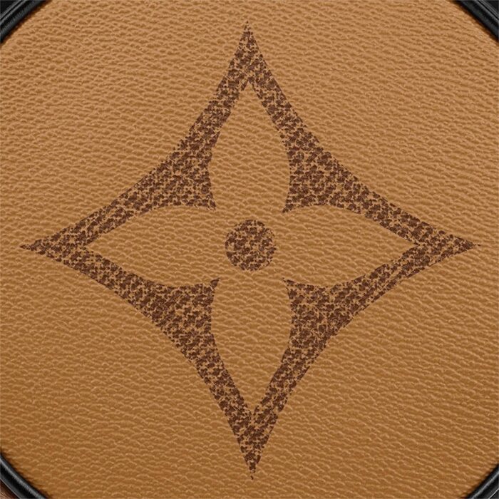 - Color : Brown