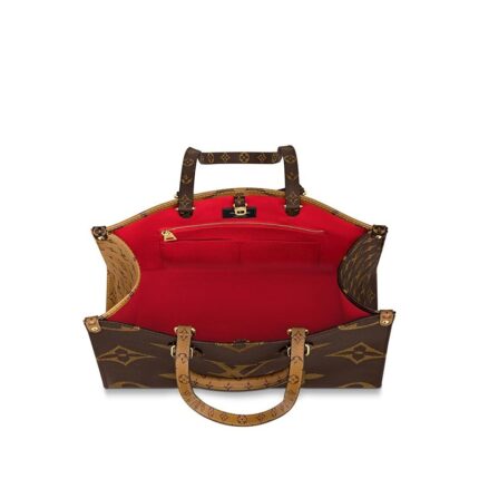 with plenty of room for a busy woman's essentials. With classic Monogram canvas on one side and Monogram Reverse on the other
