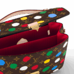 sans-serif; font-size: 18px; letter-spacing: 0.4px; background-color: #ffffff;">Part of the exclusive new Louis Vuitton x Yayoi Kusama collection