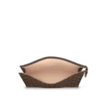 - Brand : Louis Vuitton