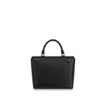 while the enamel LV Initials add a touch of elegance.Detailed Features26.0 x 22.0 x 12.0 cm(Length x Height x Width)•Black•Calf leather•Calf-leather trim•Microfiber lining•Resin and gold-color hardware•Top handle for hand or elbow carry•Removable