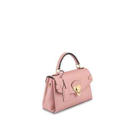 timeless day bag for the active woman.Detailed Features10.83 x 6.69 x 4.53 inches(Length x Height x Width)•Rose Poudré Pink•Embossed supple grained cowhide leather and supple grained cowhide leather•Supple grained cowhide leather trim•Microfiber lining•Gold-color hardware•Magnetic signature lock•Top handle for hand or elbow carry•Removable