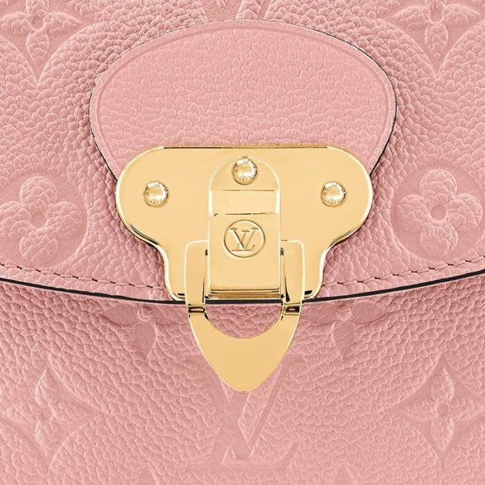 - Brand : Louis Vuitton