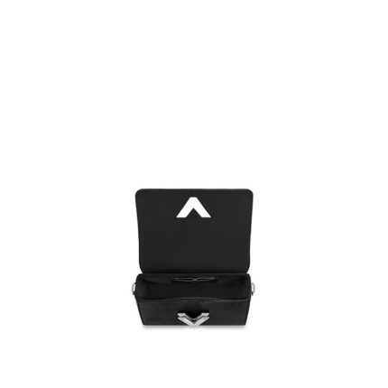 Louis Vuitton fashions the Twist MM in deep-dyed Epi leather with a colored plexiglass top handle and bright-colored nametag and charm. Accented by the classic LV Twist lock