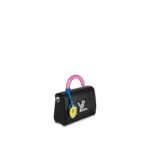 max. 56 cm/22 inches) for shoulder or cross body carry•Plexiglass handle for hand carry•Transforming signature LV Twist lock•Inside flat pocket with removable mirror•Large inside pocket