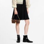 Type: Shoulder Bags