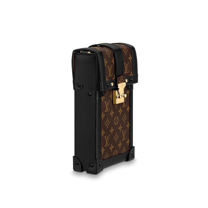 it replicates key details of historic Louis Vuitton trunks