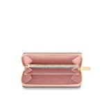 including multiple credit-card slots and a zipped coin pocket