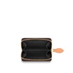 - Brand : Louis Vuitton
