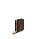 - Type : Wallets